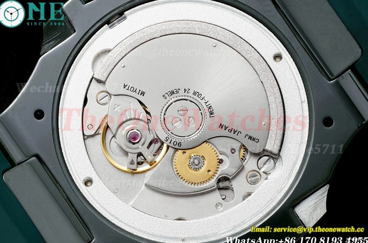 5711 AMGF RU MY9015 Green Nautilus AET Cer Dial 40mm Textured 0409